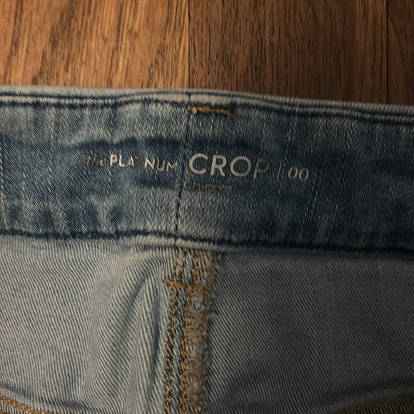 CHICOS RIPPED JEANS - Picture 3 of 4